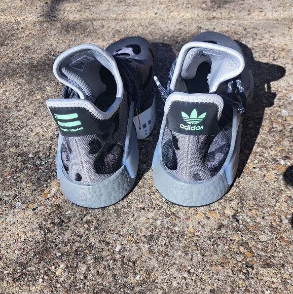 Adidas Animal Print Shoes - Picture 4 of 14